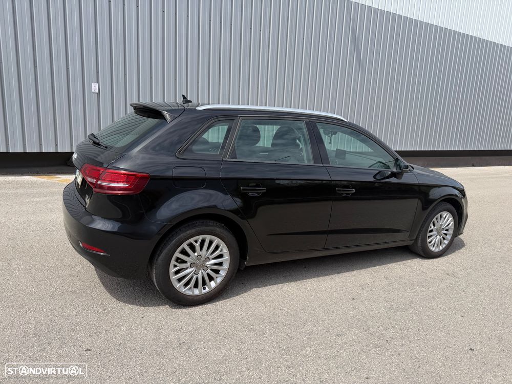 Audi A3 Sportback 1.6 TDI - 2