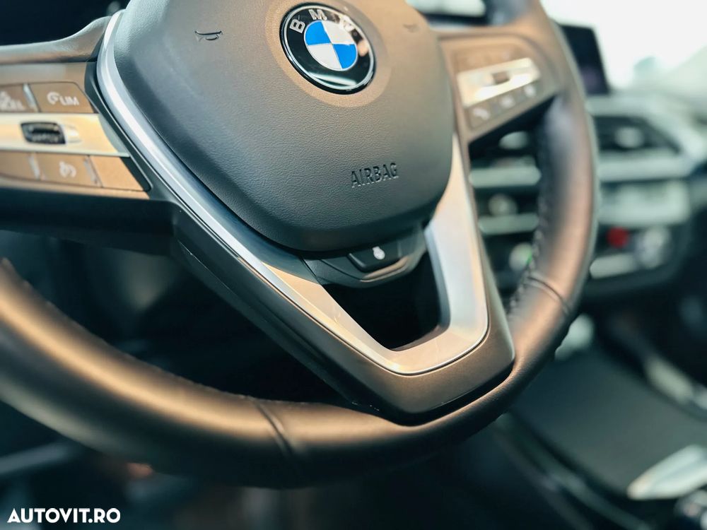 BMW X3 xDrive30e AT PHEV - 16