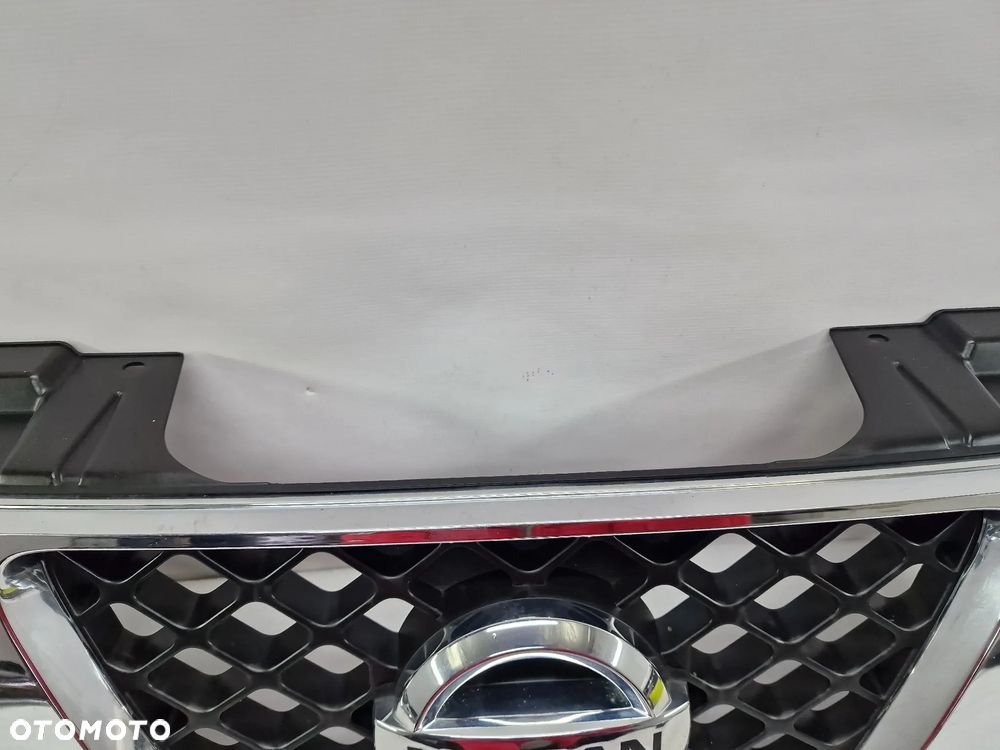 NISSAN NAVARA III D40 / PATHFINDER 05- ATRAPA / GRILL PRZEDNI PRZÓD , NR 62310EBXXX / 62310EB400 , NR AUKCJI GL333 - 13