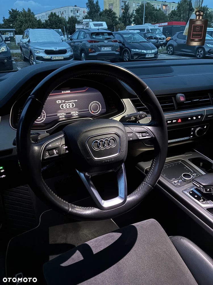 Audi Q7 - 28