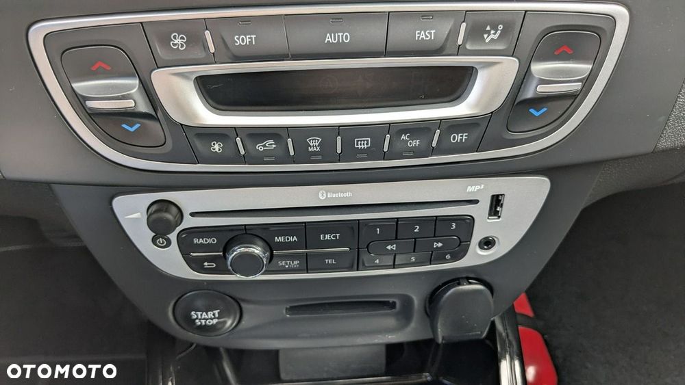 Renault Megane - 30