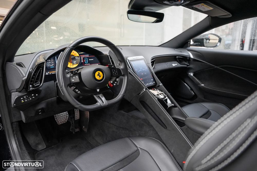 Ferrari Roma 3.9 Twin-Turbo V8 - 12
