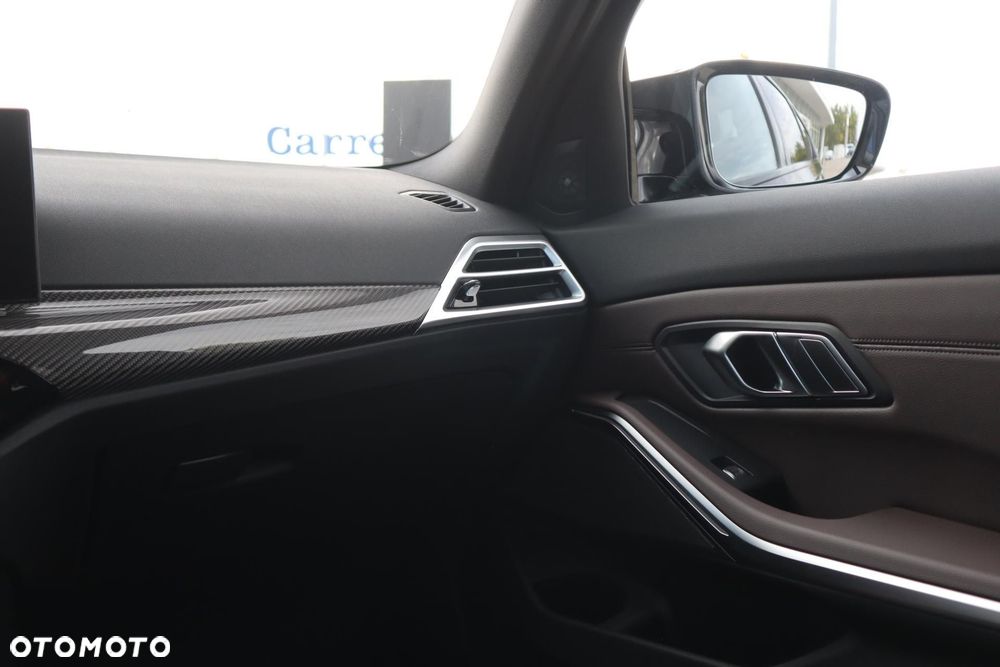 BMW Seria 3 - 18