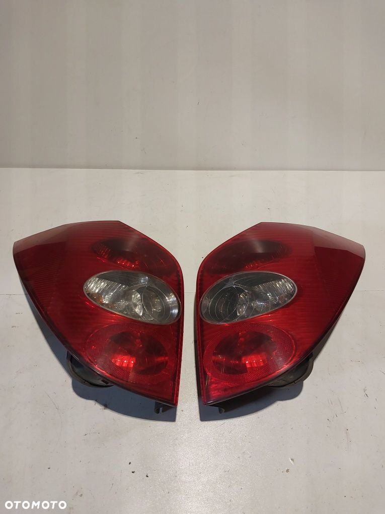 Renault Laguna II kombi tylna lampa tył prawa lewa prawy lewy - 4