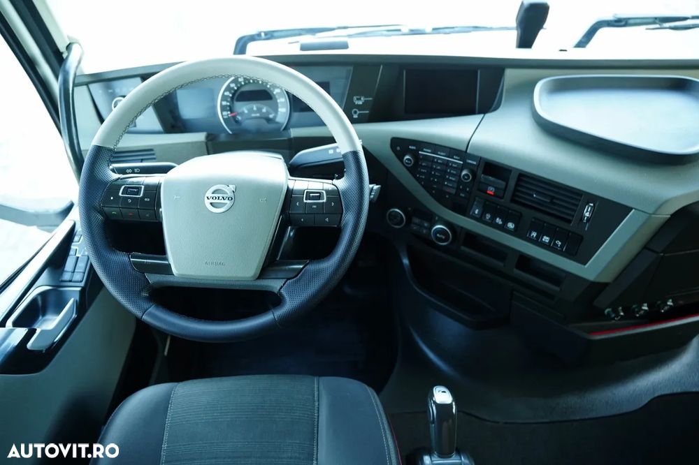Volvo FH 540 / SISTEM HIDRAULIC / I-SHIFT / CABINĂ JOSĂ / JANTE DIN ALIAJ / IMPORTAT / EURO 6 - 29
