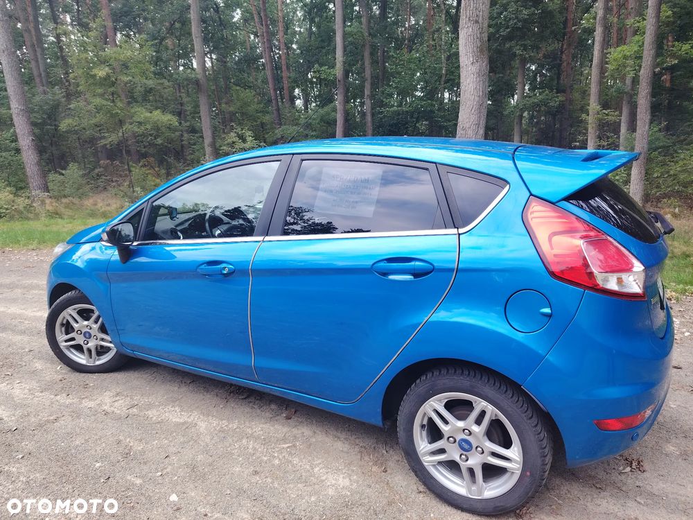Ford Fiesta - 2