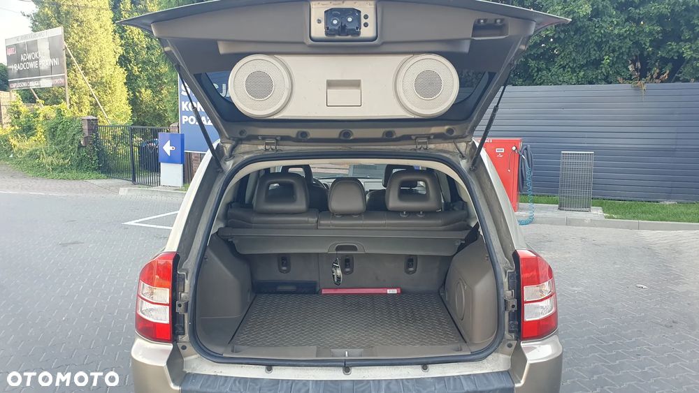 Jeep Compass 2.4I 4x4 Sport - 12