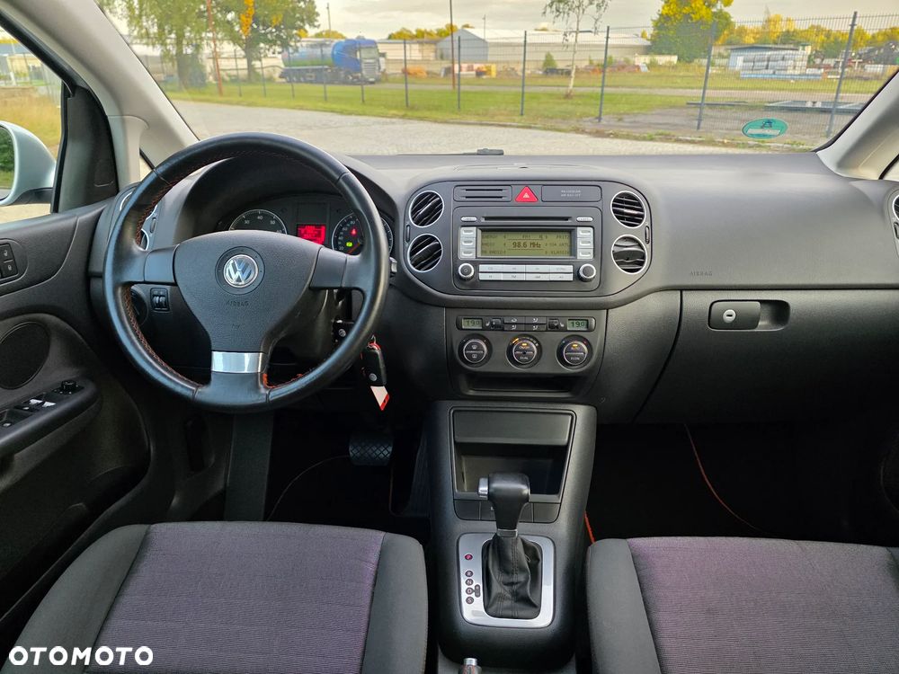 Volkswagen Golf Plus 1.6 Automatik Goal - 28