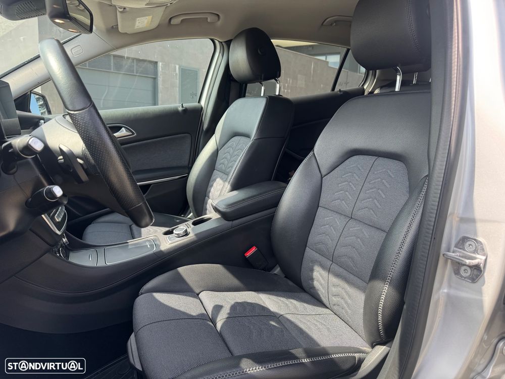 Mercedes-Benz GLA 200 d Urban Aut. - 10