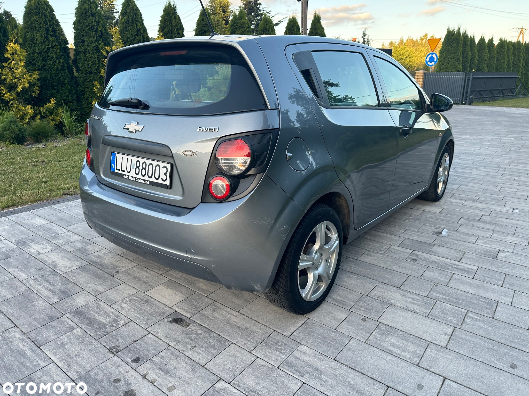 Chevrolet Aveo 1.2 LS - 4