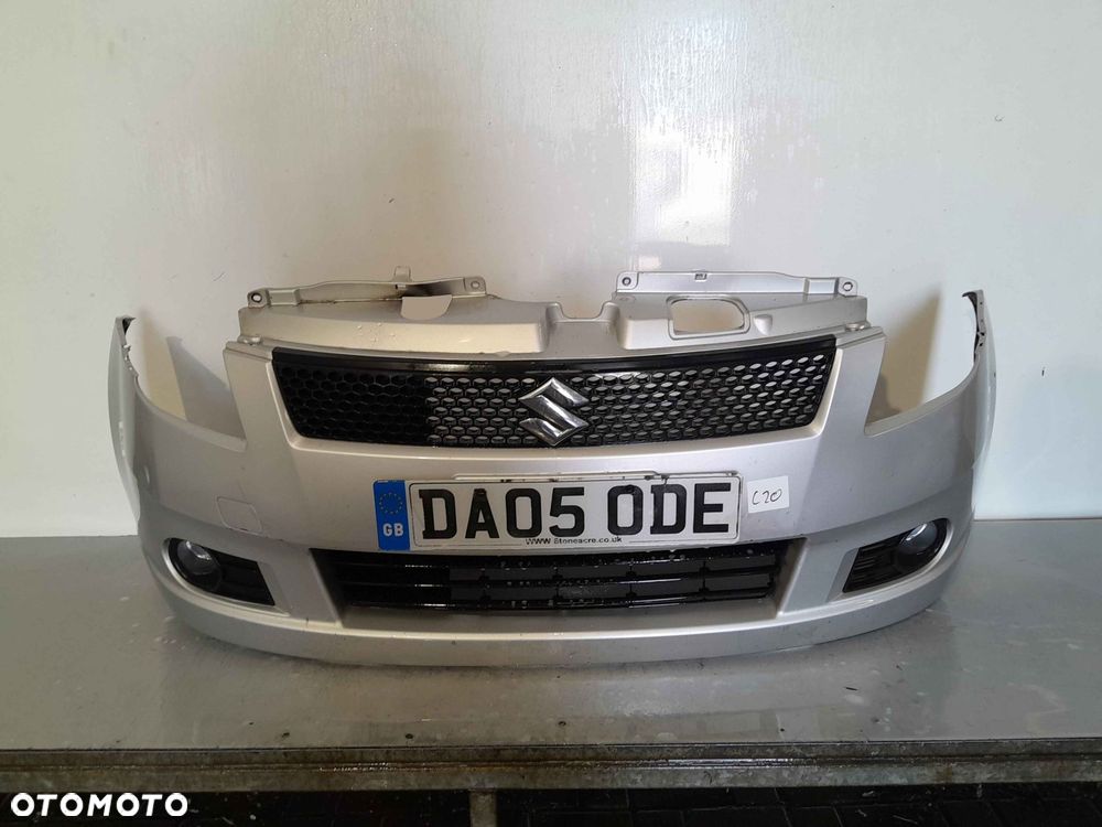 ^ ZDERZAK PRZÓD PRZEDNI SUZUKI SWIFT 4 IV 6 VI ZCC SREBRNY HALOGENY - 1