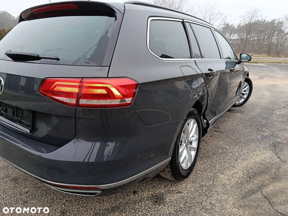 Volkswagen Passat 2.0 TDI SCR (BlueMotion Technology) DSG Comfortline - 38