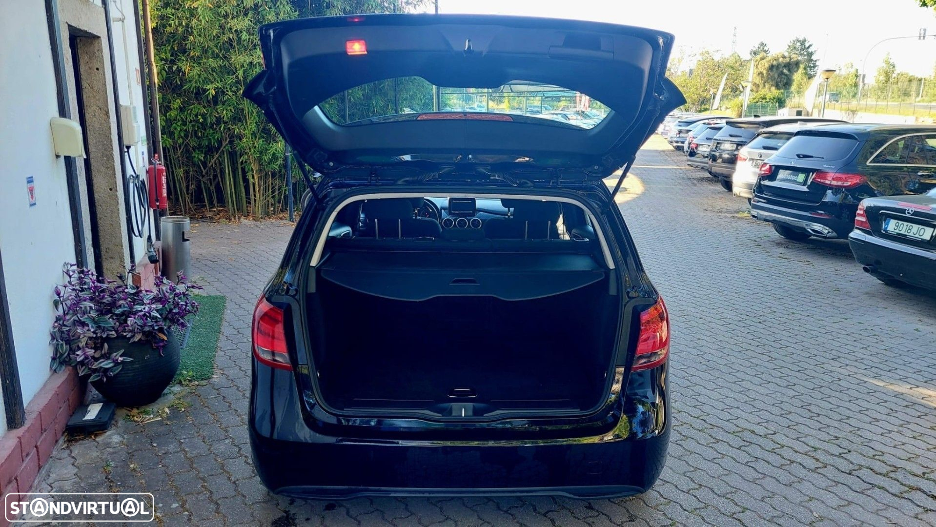 Mercedes-Benz B 180 d Urban - 5