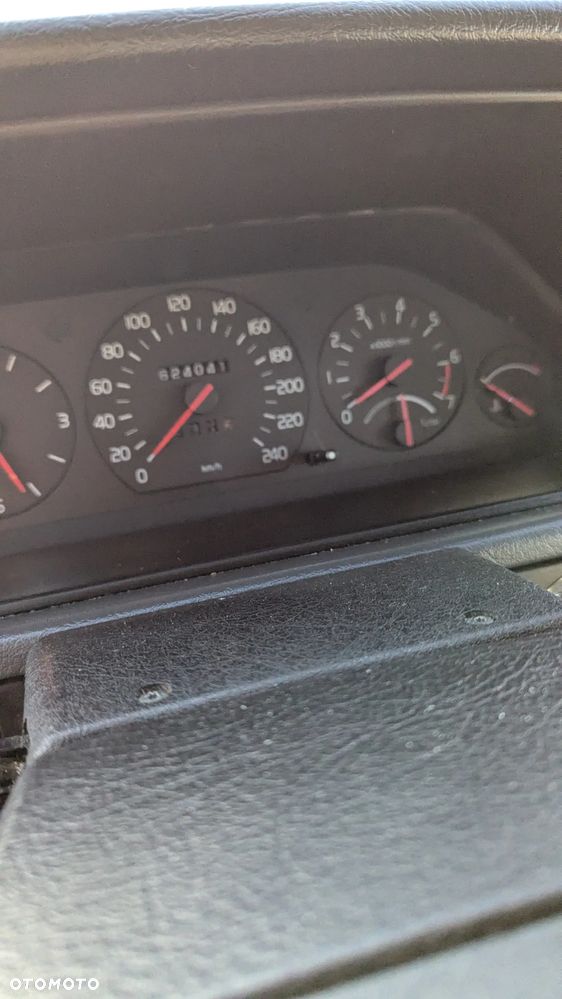 Volvo 945 - 19