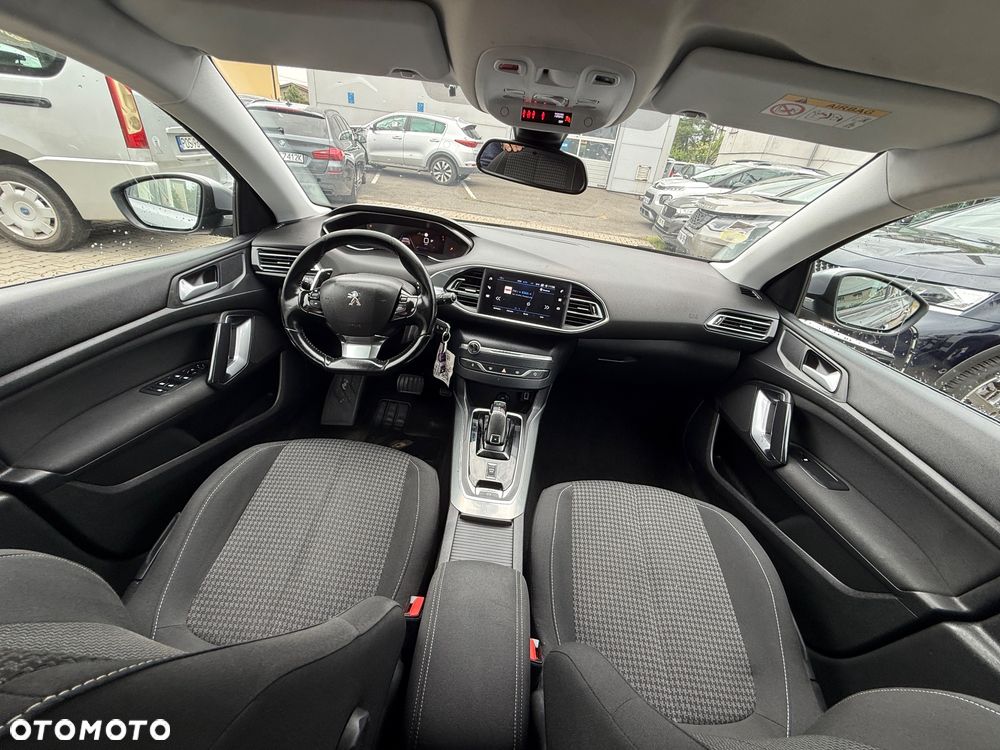 Peugeot 308 1.5 BlueHDi Active S&S EAT8 - 12