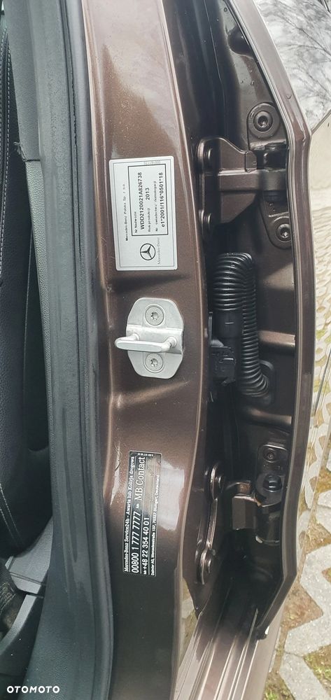 Mercedes-Benz Klasa E 220 CDI BlueEff Avantgarde - 30