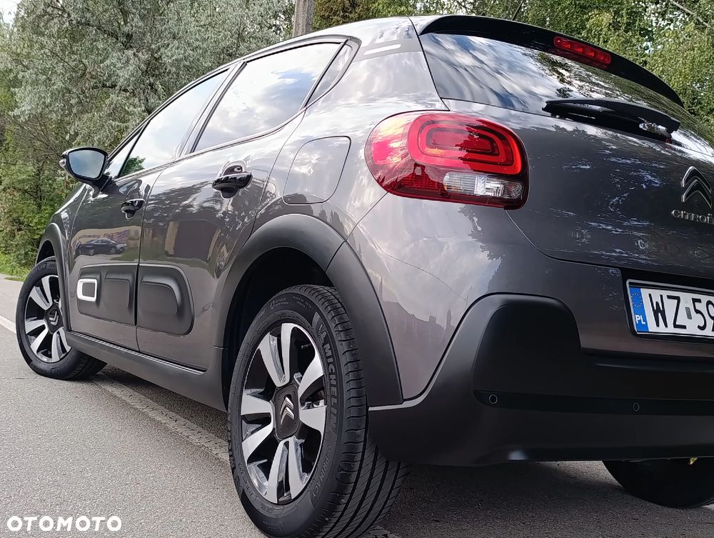 Citroën C3 1.2 PureTech Shine EAT6 - 32