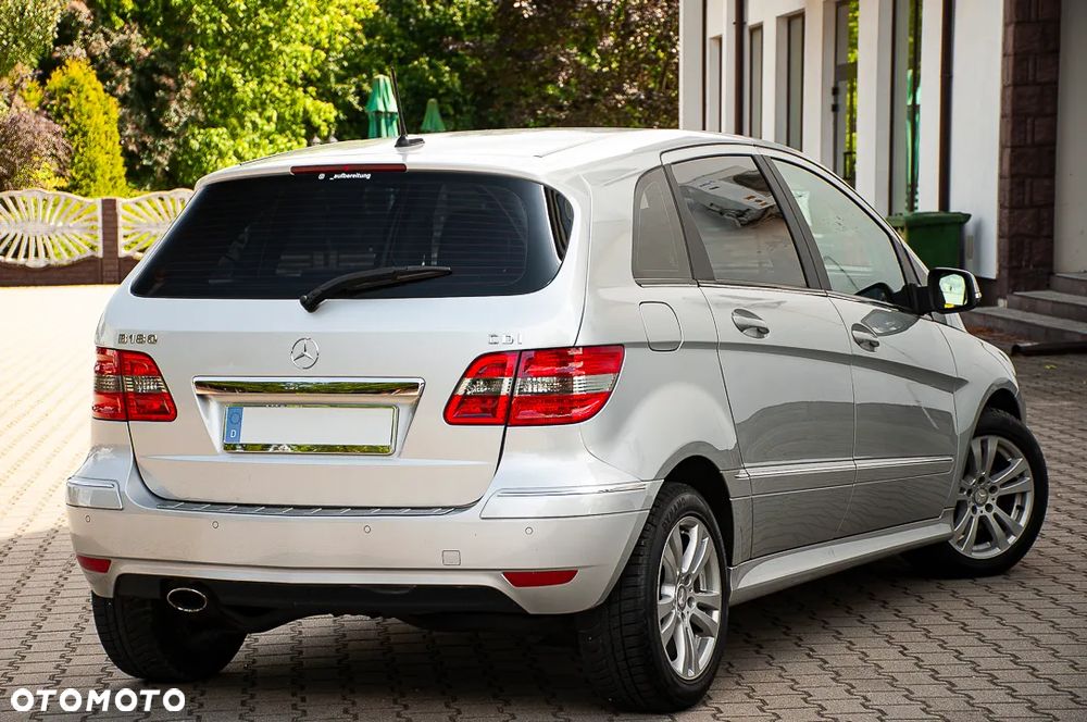 Mercedes-Benz Klasa B 180 CDI DPF Special Edition - 31