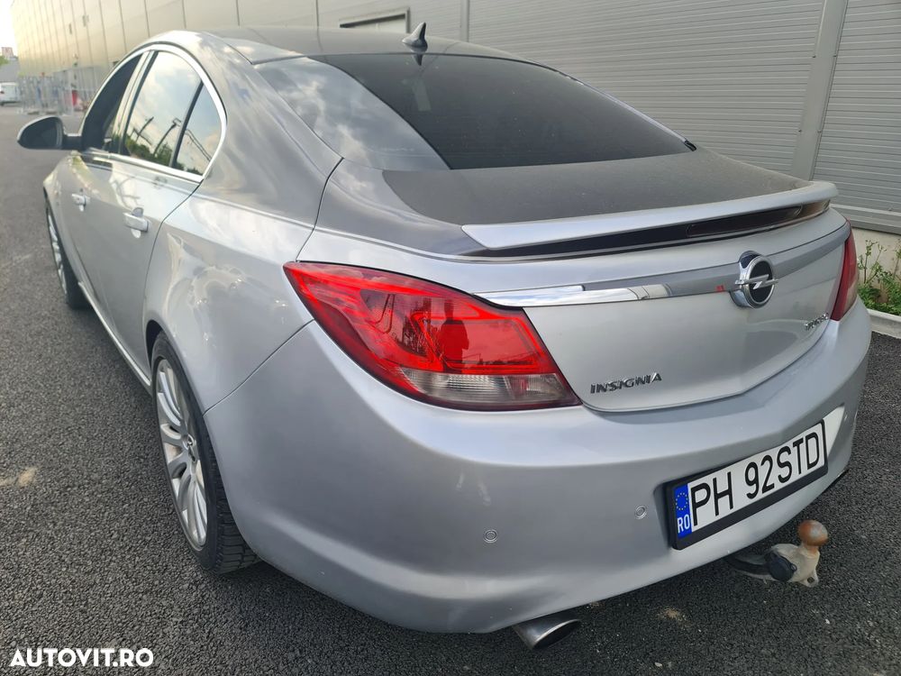 Opel Insignia - 10