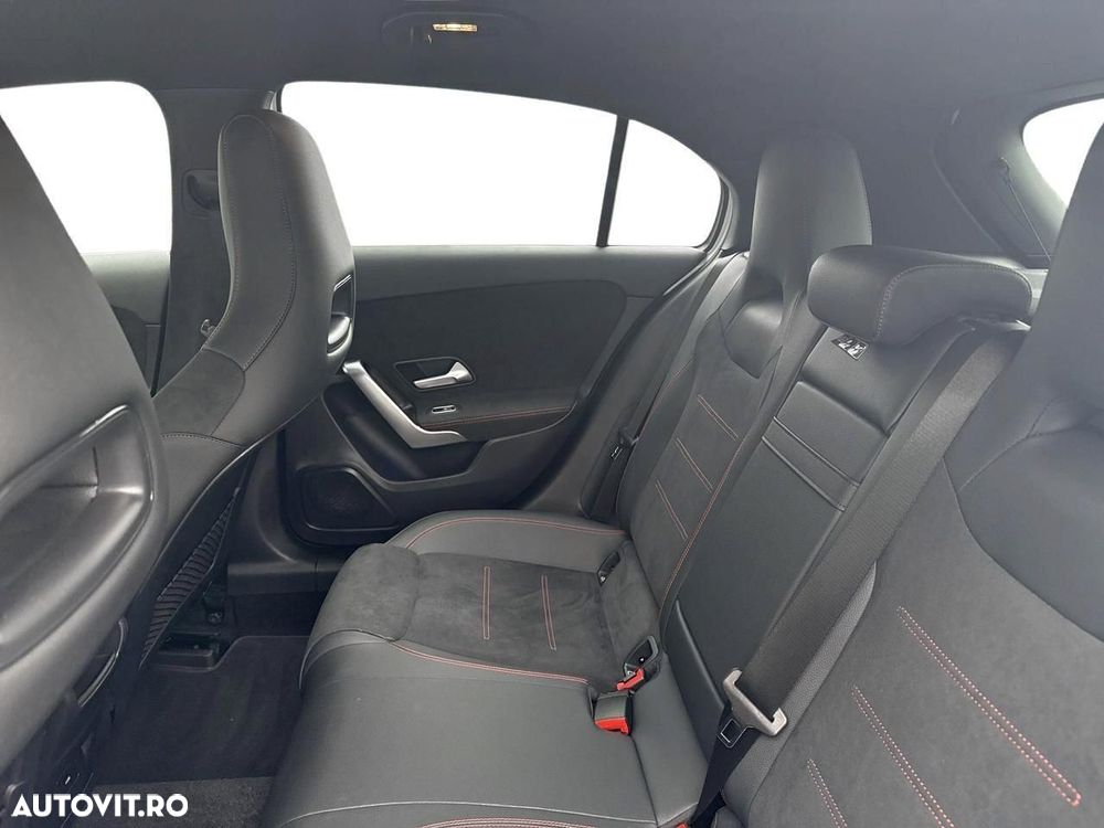 Mercedes-Benz A 180 MHEV 7G-DCT - 13