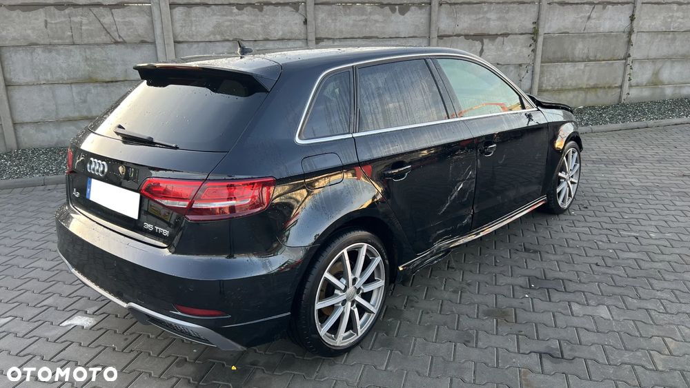 Audi A3 Sportback - 3