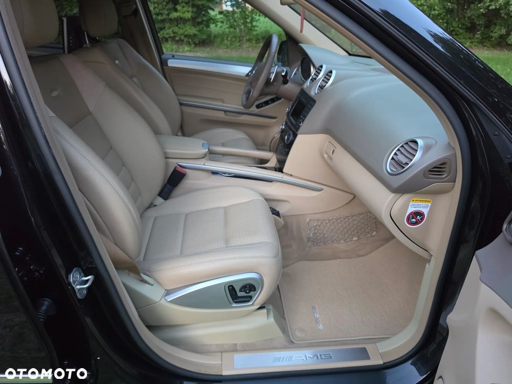 Mercedes-Benz ML 63 AMG 4Matic 7G-TRONIC 10th Anniversary - 17