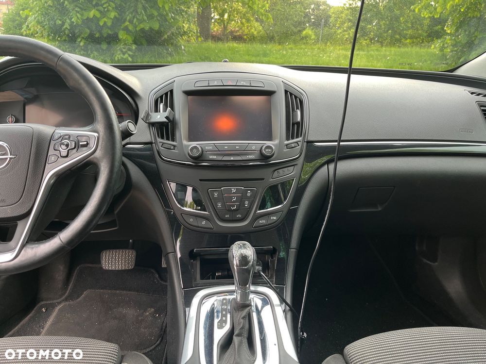 Opel Insignia 2.0 CDTI - 11