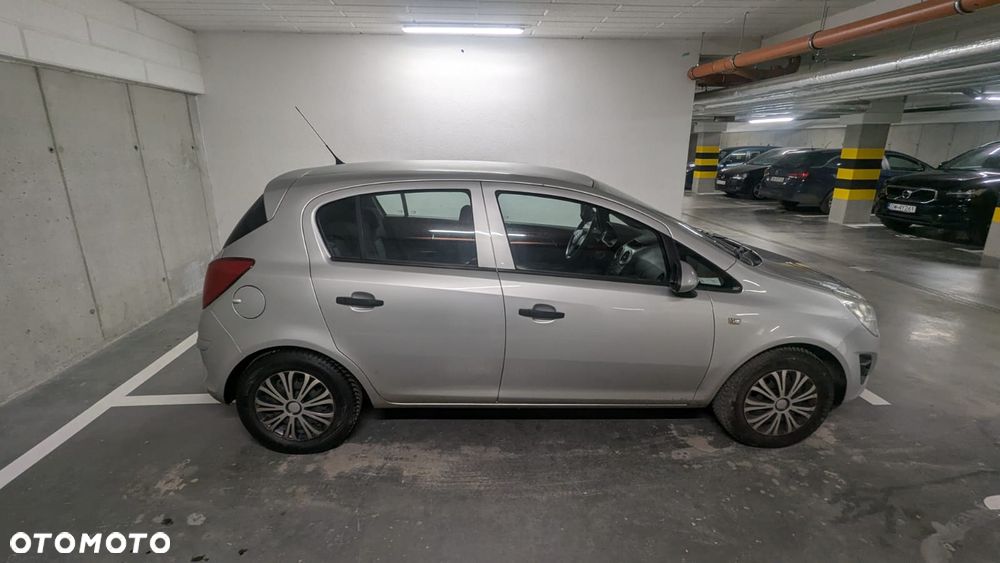 Opel Corsa 1.0 12V Essentia - 12