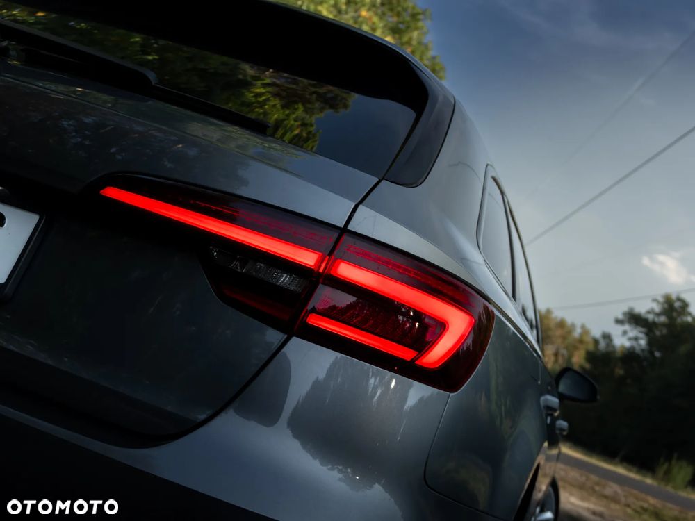 Audi A4 Avant 2.0 TDI DPF S line Sportpaket - 7