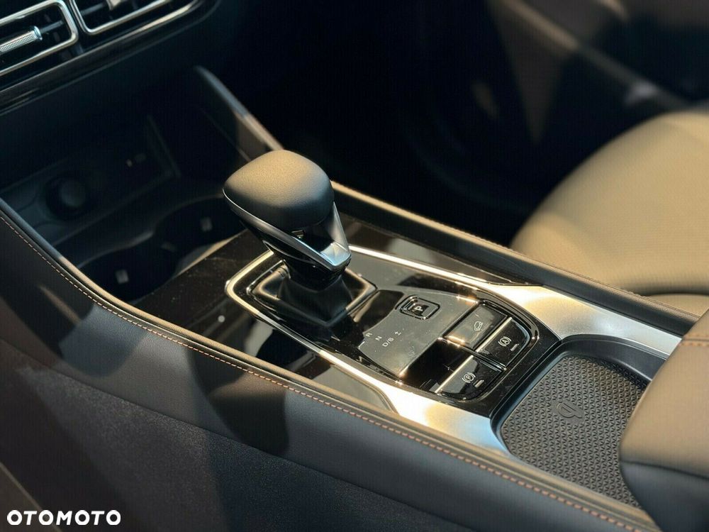 MG HS 1.5 T-GDI Exclusive DCT - 19