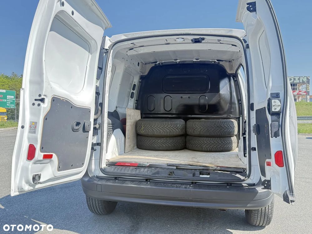 Mercedes-Benz CITAN - 11