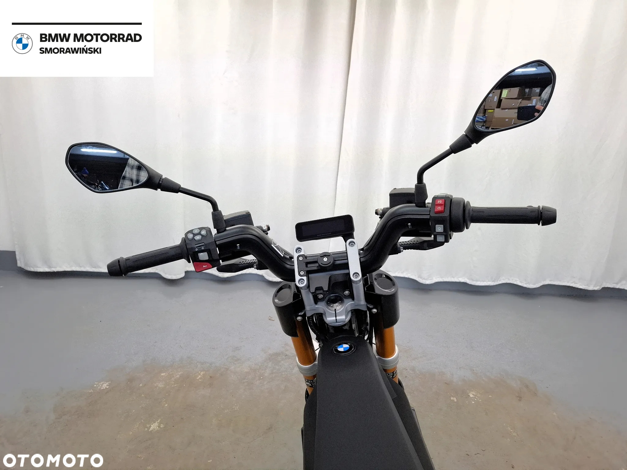 BMW CE 02 - 10
