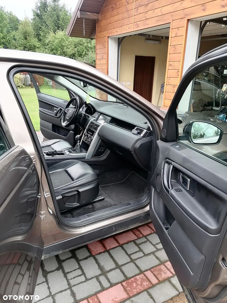 Land Rover Discovery Sport 2.0 D150 - 9