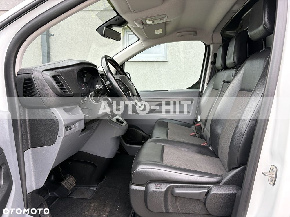 Opel Vivaro - 8
