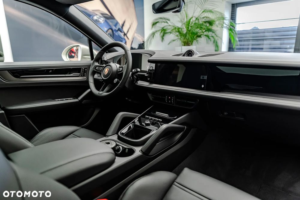 Porsche Cayenne Standard - 13