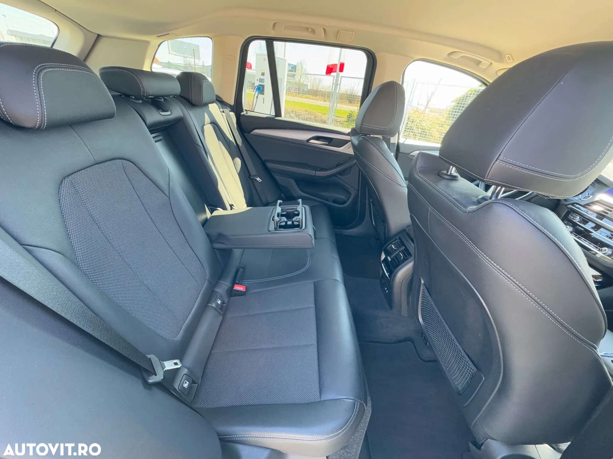 BMW X3 xDrive20d Aut. Advantage - 28