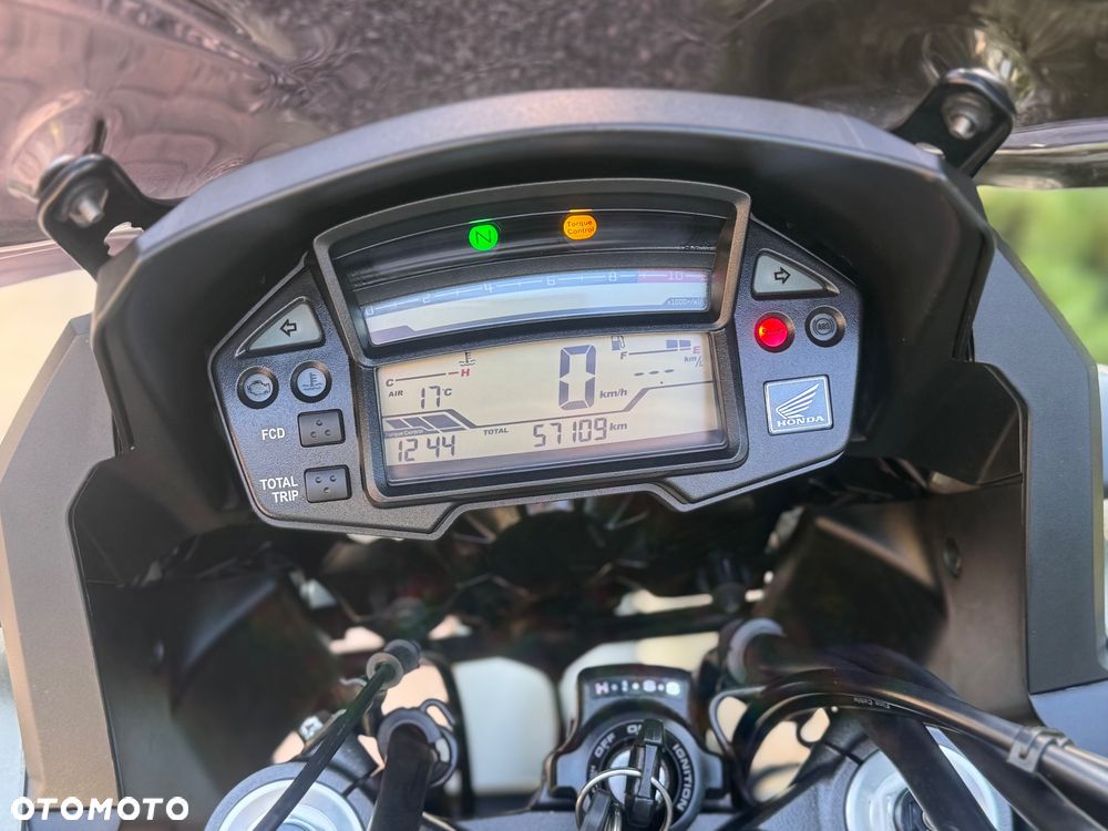 Honda VFR - 29