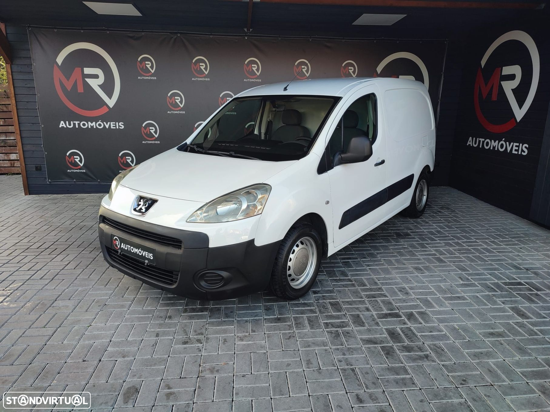 Peugeot Partner 1.6 HDi Confort Isótermica C/ Frio 90 Cv 2 Lug 5 Pts - 2