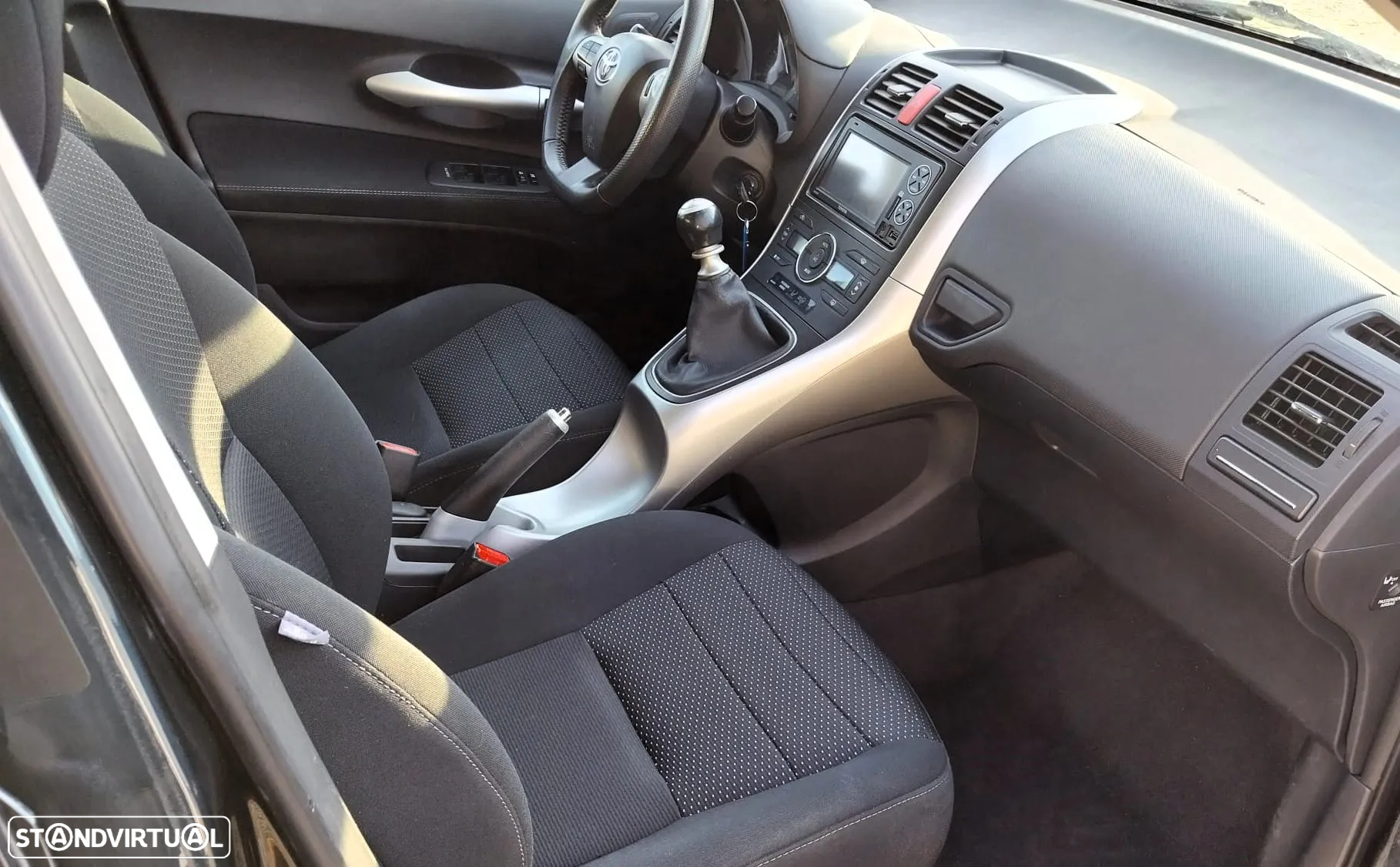 Toyota Auris 1.4 D-4D Comfort+Navi - 5
