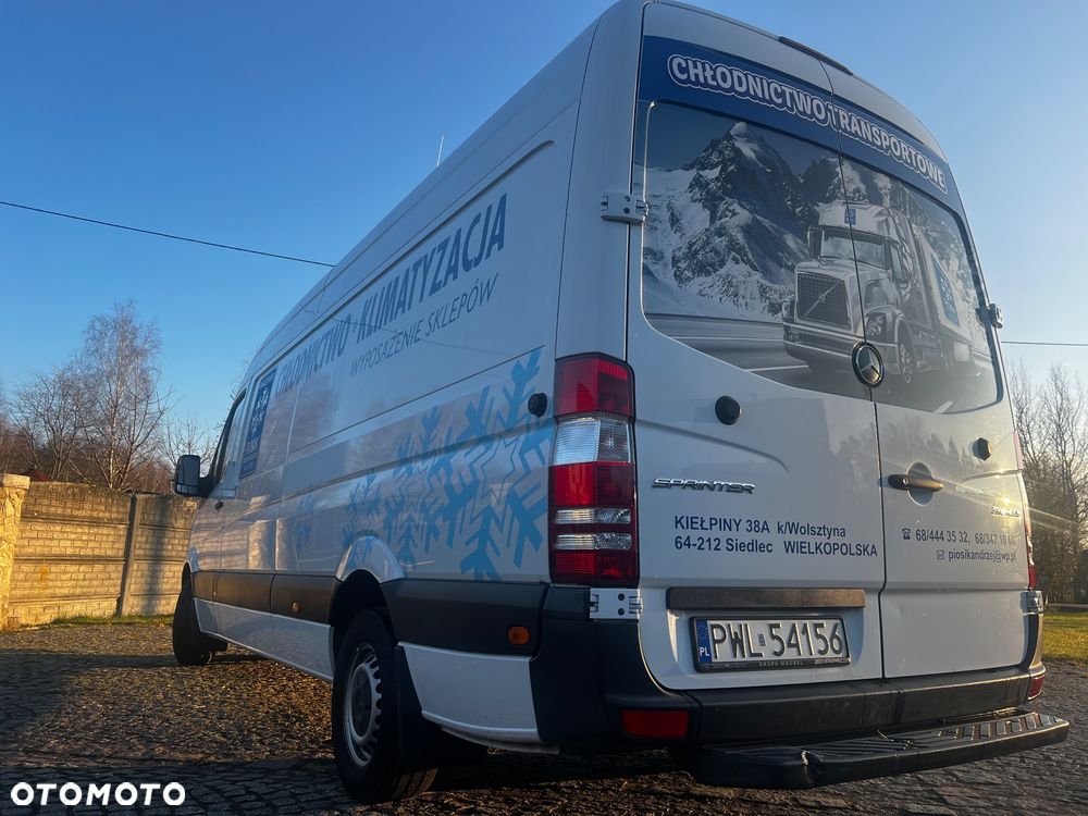 Mercedes-Benz Sprinter - 5