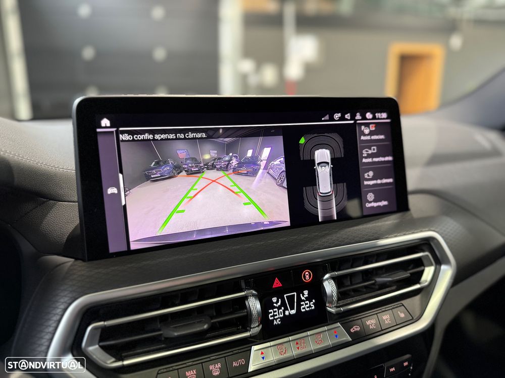 BMW iX3 M Sport Impressive - 40