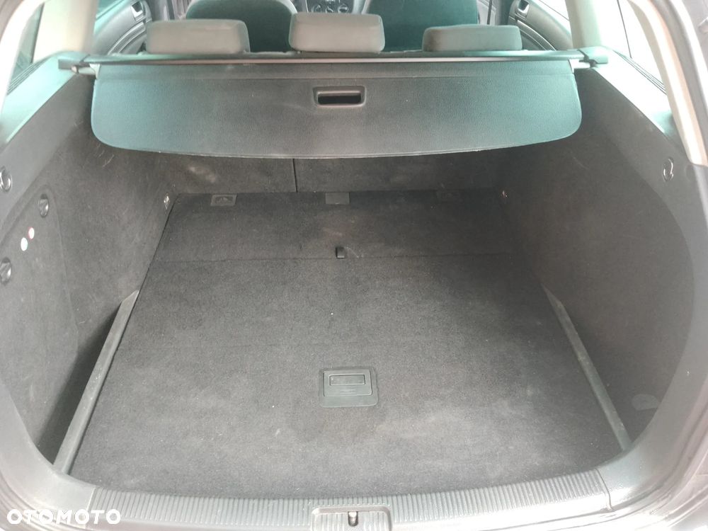 Volkswagen Golf - 15