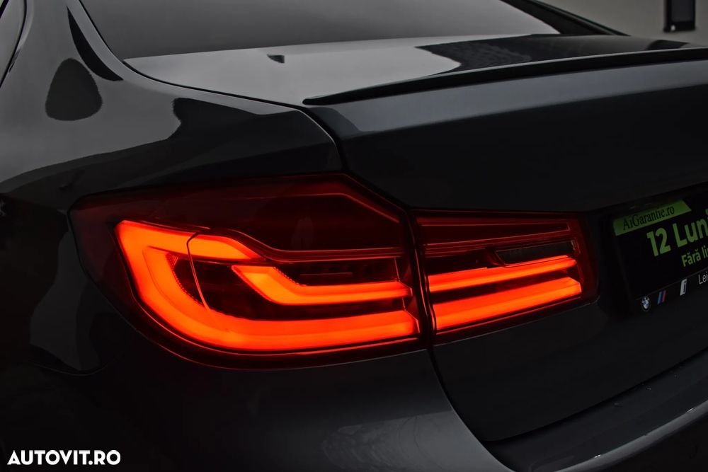 BMW Seria 5 530e xDrive Aut. - 30