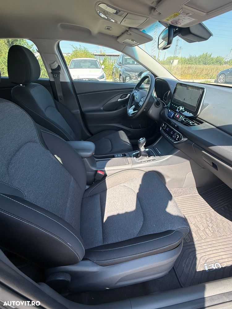 Hyundai i30 1.5 T-GDI MHEV 160CP Exclusive - 13