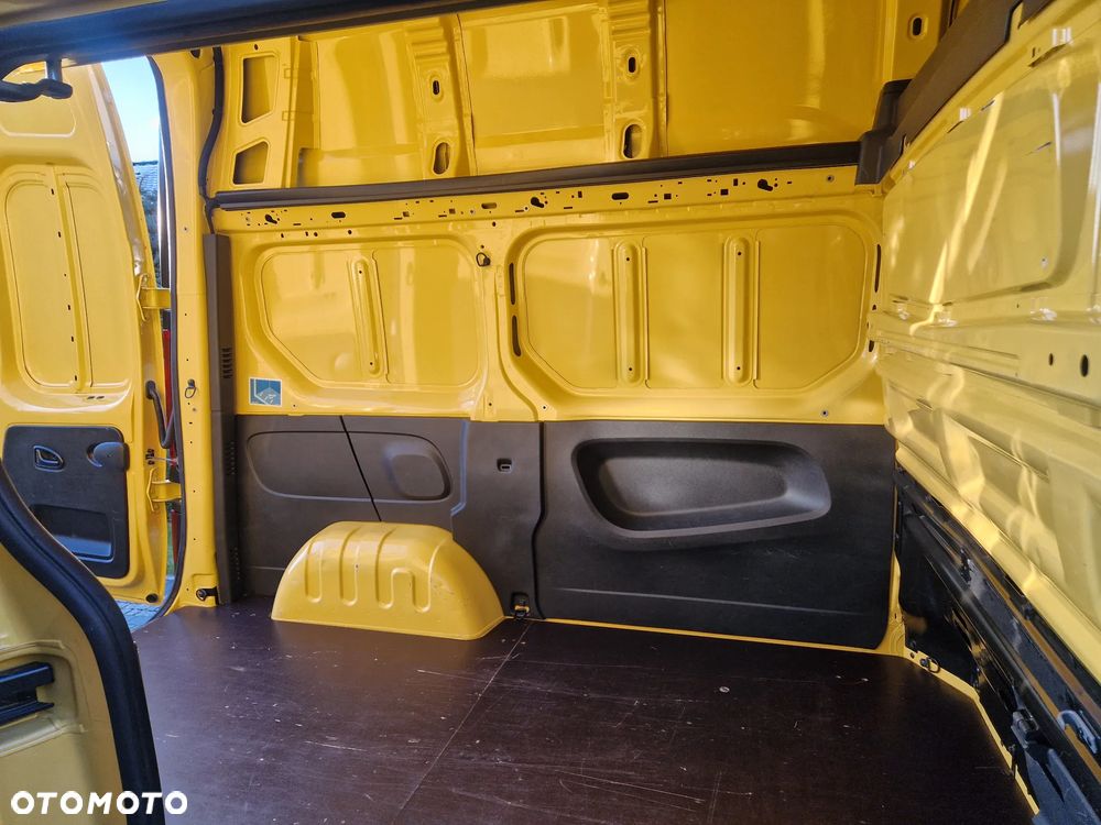 Renault Trafic - 6