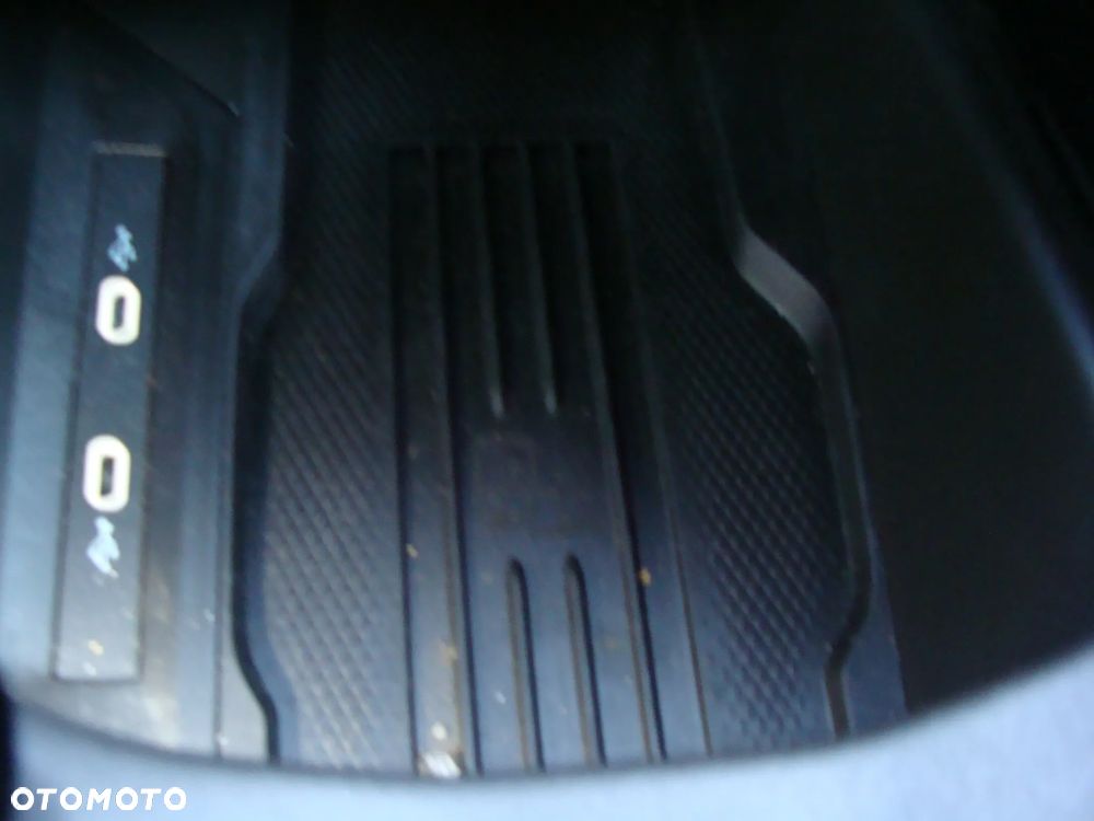 Skoda Superb 2.0 TDI DSG Selection - 37
