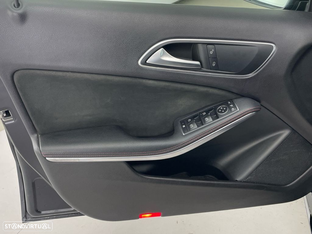 Mercedes-Benz A 180 d Aut. - 18