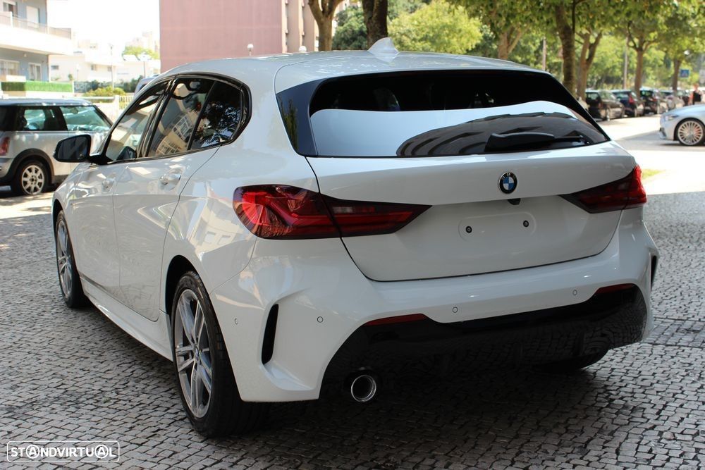 BMW 116 d Pack Desportivo M Auto - 11