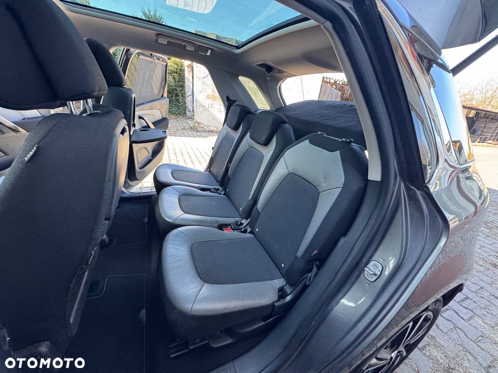 Citroën C4 Picasso - 14