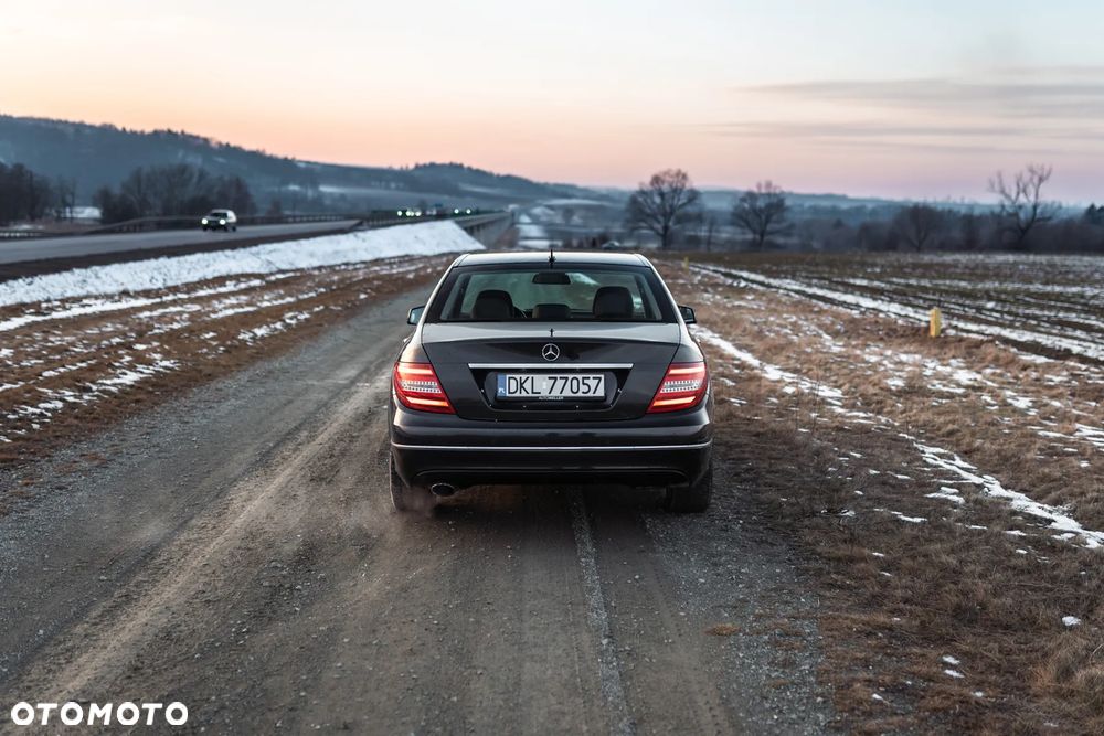 Mercedes-Benz Klasa C - 9